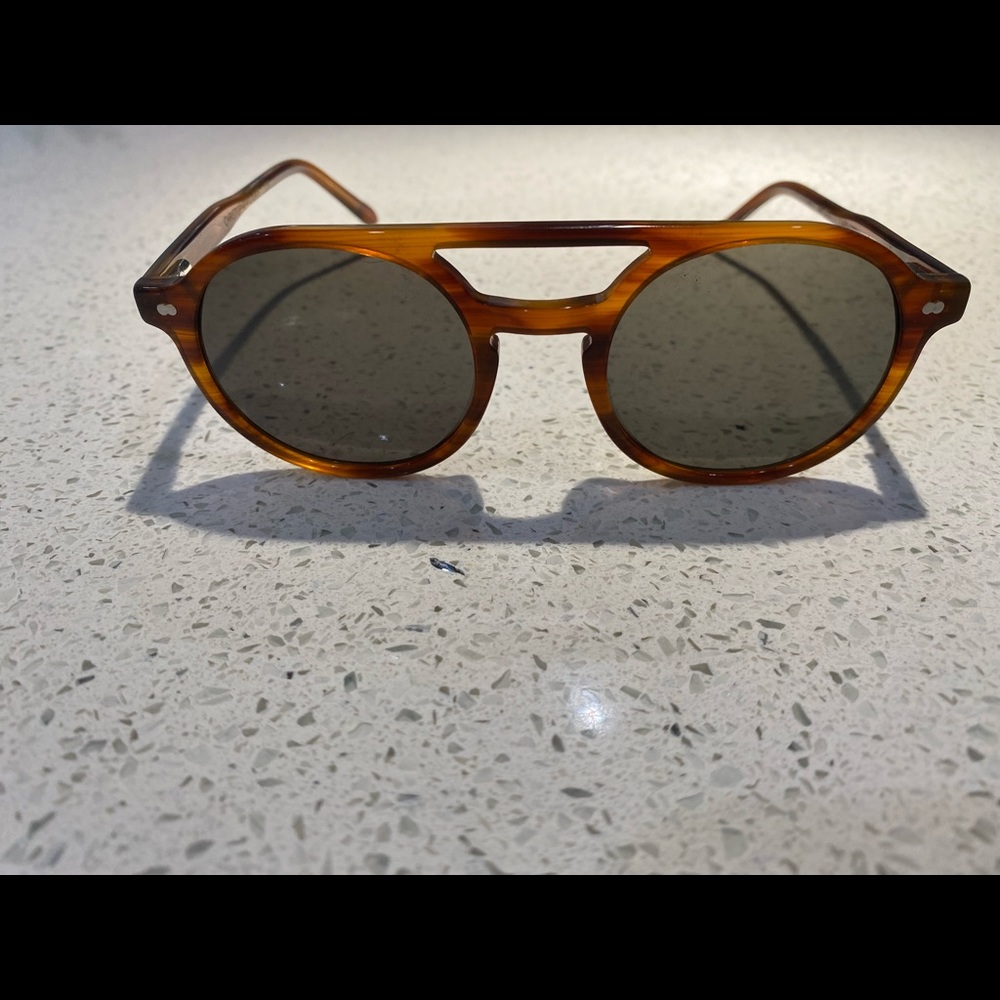 Christopher Cloos Larvotto